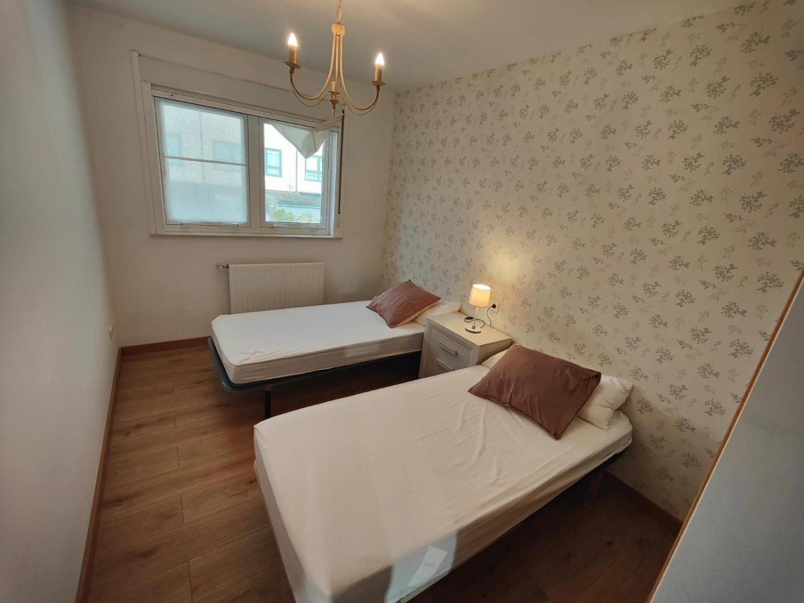 Ferienhaus Con Wifi , Ps4 , Garaje, 5 Dormitorios, 3 Banos, *